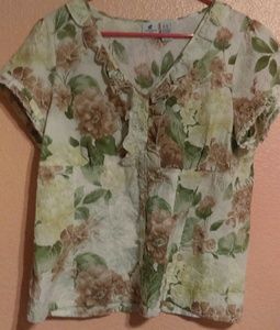 Caribbean Joe ruffled floral blouse